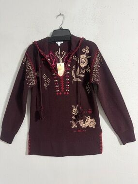 NWT 90% WOOL 10% CASHMERE Maroon Color Hooded Women’s Sweater